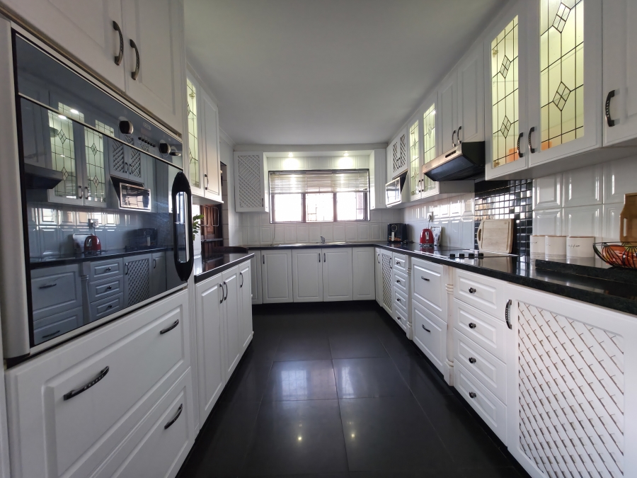 3 Bedroom Property for Sale in Tuscany Glen Western Cape